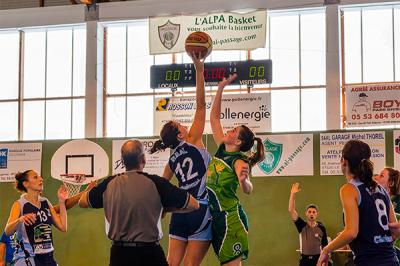 Seniors Féminines 1 vs Réal Chalossais (23 septembre 2012)