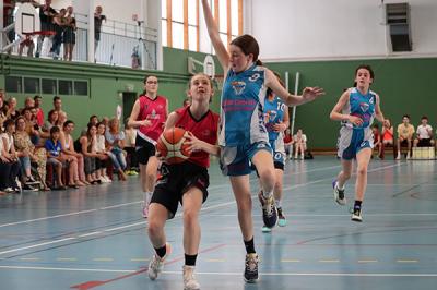 1/2 Finale Aller Région U13 Féminines : U13F1 vs Avenir Serreslousiens Colombins Horsarrois (14 mai 2022)